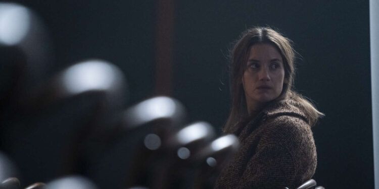 ‘Equinox’: la serie de Netflix propone un curioso cóctel de géneros pero se queda lejos de ser la nueva ‘Dark’