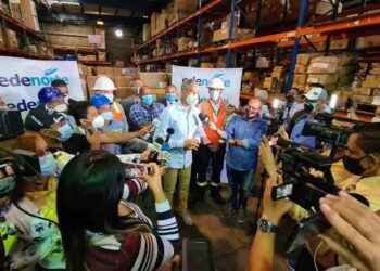 Andrés Cueto anuncia instalará 10 mil luminarias nuevas en el Cibao