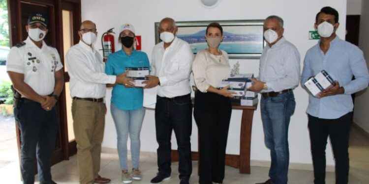 Gobierno garantiza pruebas de antígenos a pasajeros tengan salir por aeropuerto PP