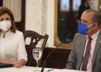 Gobierno firma acuerdo con Pfizer y BioNTech para compra de 7.9 millones de dosis de vacuna covid-19