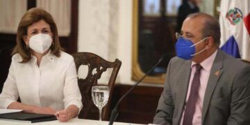 Gobierno firma acuerdo con Pfizer y BioNTech para compra de 7.9 millones de dosis de vacuna covid-19