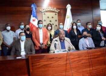 Regidores condenan allanamiento a casa política del alcalde Abel Martínez y piden investigar