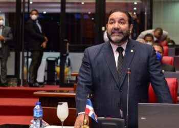 PRSC propone al CNM ratificar a Ray Guevara como presidente del TC