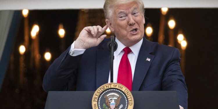 Twitter suspende permanentemente la cuenta de Donald Trump