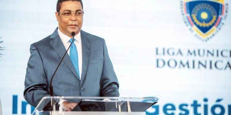 Víctor D´ Aza liderará cambio municipal desde la LMD