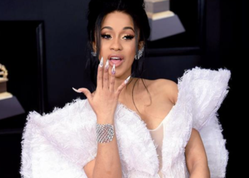Cardi B protagonizará su primera película con la comedia «Assisted Living»