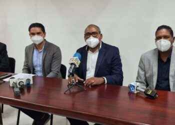 Constructores y promotores de viviendas del Cibao denuncian aumento en materiales de construcción
