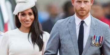 Meghan Markle y el príncipe Harry están siendo acusados de beneficiarse por sus títulos reales
