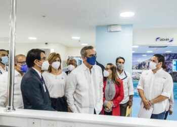 Presidente Abinader y director INVI dejan en funcionamiento nuevas áreas hospital Cabral y Báez