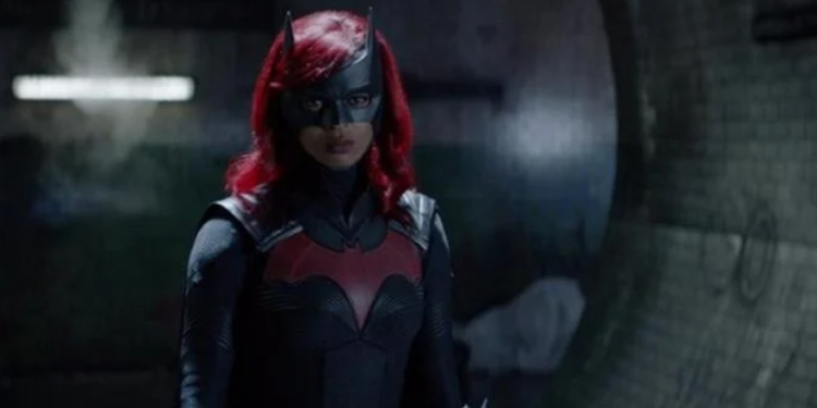 Primeras y reveladoras imágenes de la temporada 2 de «Batwoman»