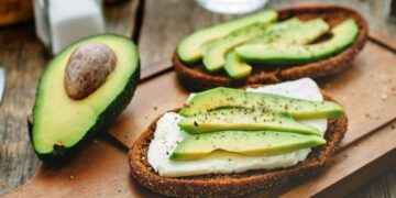 Aguacate: grasas buenas y otras razones para comerlo a diario