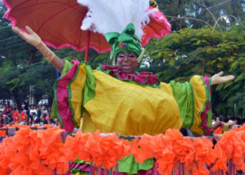 “Santiago Corazón del Carnaval” desde mañana por televisión