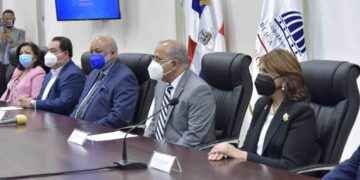 Educación y Salud Pública trabajan para el retorno clases semipresencial o presencial