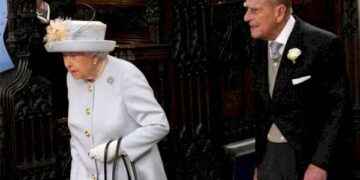 El Duque Felipe de Edimburgo, esposo de la reina Isabel II, fue hospitalizado “de manera preventiva”