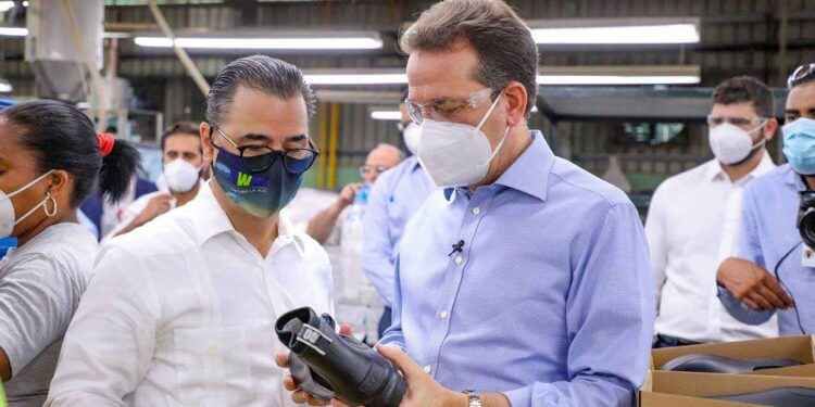Ministro Bisonó destaca crecimiento de las exportaciones a pesar de la pandemia del covid-19