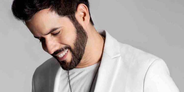 Manny Cruz  destacado por la Revista Billboard