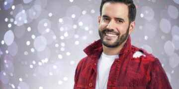 Manny Cruz es doblemente destacado por la Revista Billboard
