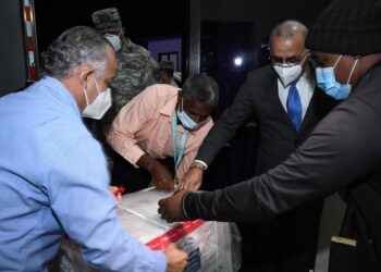 RD recibe segundo lote de vacunas contra la COVID-19 donadas por La India