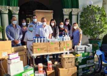 Salud Pública entrega donativo a Hospicio San Vicente de Paul