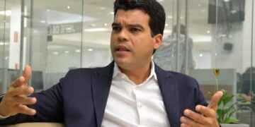 Aprueban cambio que permite a Wellington Arnaud ser director del Inapa