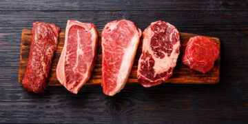 ¿Cuánta carne roja deberíamos comer en un día?