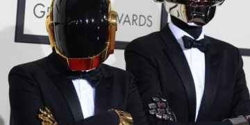 Un padre compositor, una mujer actriz (y muy famosa), un hermano productor… La vida privada de Daft Punk