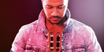 Ovic Santana: Del saxofón a la bachata
