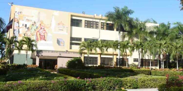 Comisión Ambiental UASD manifiesta hará posible por conservar la biodiversidad en campus