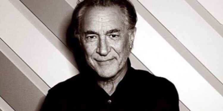 Actor Richard Berry es acusado de violar a su hija