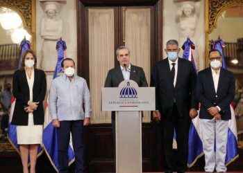 Presidente Abinader ordena la cancelación de policías que mataron pareja