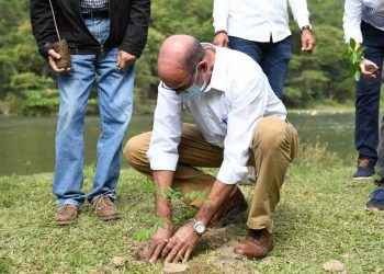 Andrés Burgos llama a la conservación y uso responsable del agua