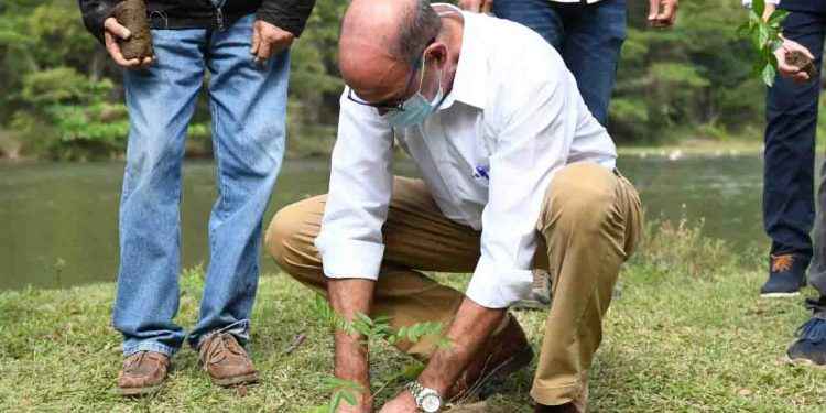 Andrés Burgos llama a la conservación y uso responsable del agua