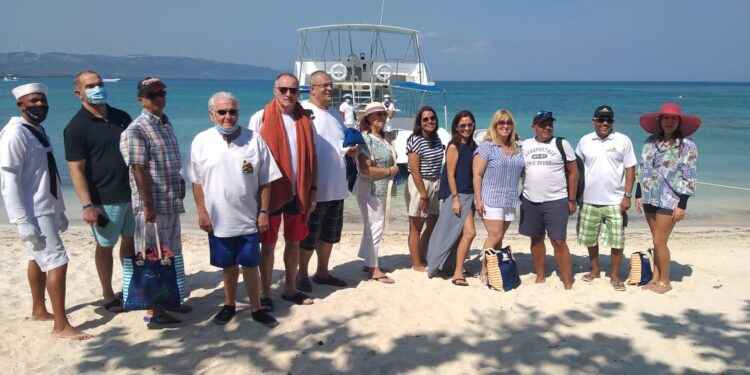 Clúster Turístico del Destino Puerto Plata, American Airlines y MITUR realizan Fam Trip