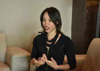 Periodista Cristal Acevedo publicará su primer libro