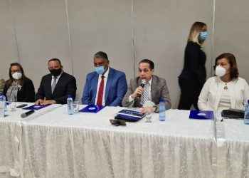 MIP presenta en la ACIS Estrategia integral mi País  Seguro