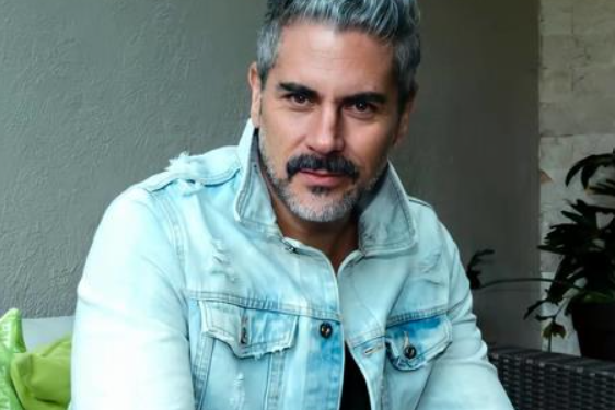 La triste historia que envuelve a Ricardo Crespo y a su hija, que lo acusa de abuso sexual