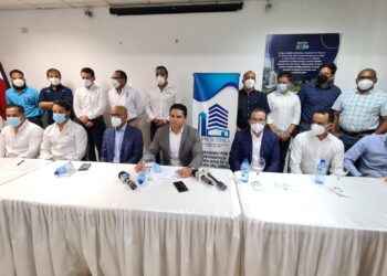 Altos precios de materias primas están ahogando a los constructores de viviendas del Cibao