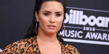 Demi Lovato confiesa que perdió su virginidad en una violación