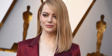 Emma Stone tenía un secreto muy bien guardado: se convirtió en madre hace dos semanas