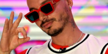 J Balvin se convierte en el artista latino con más números 1 en Billboard