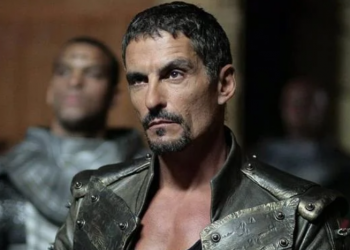 Muere Cliff Simon, actor de la serie «Stargate»