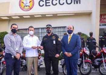 CECCOM recibe donación de 10 motocicletas para fortalecer el combate al ilícito