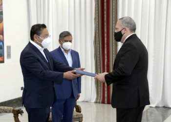 Claudio Marte presenta cartas credenciales como primer embajador dominicano en Bolivia