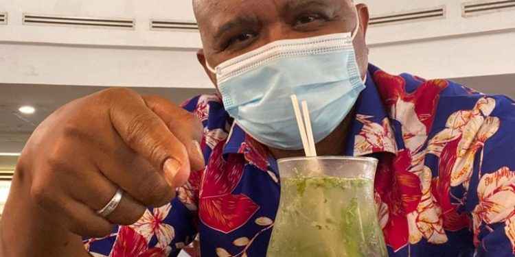 Más mujeres que hombres beben “Mojito” en Dominicana según experta Bartender
