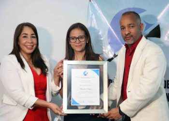 SNTP Santiago reconoce a seis periodistas por su trayectoria en el ejercicio profesional