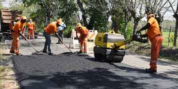 “Obras Públicas con la gente” cambia realidad de Monte Plata con operativos de arreglo de calles, carreteras y limpieza