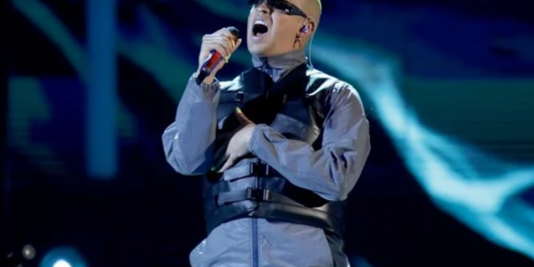 Ozuna o Bad Bunny, ¿quién es el mejor artista latino del año?, Billboard decidirá