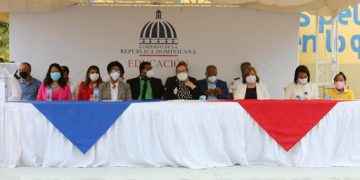 Inició la semi-presencialidad en los centros educativos de Villa Bisonó y Sabana Iglesia