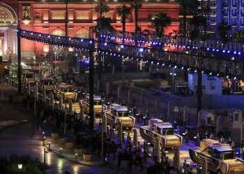 El Cairo se vistió de lujo para un reencarnado desfile de momias de la realeza