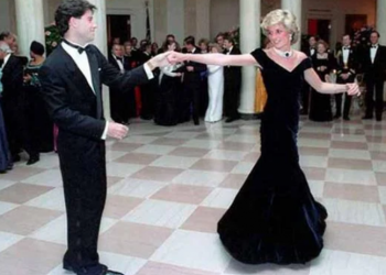 John Travolta no olvida la noche que se convirtió en príncipe al protagonizar un encantador baile con la princesa Diana